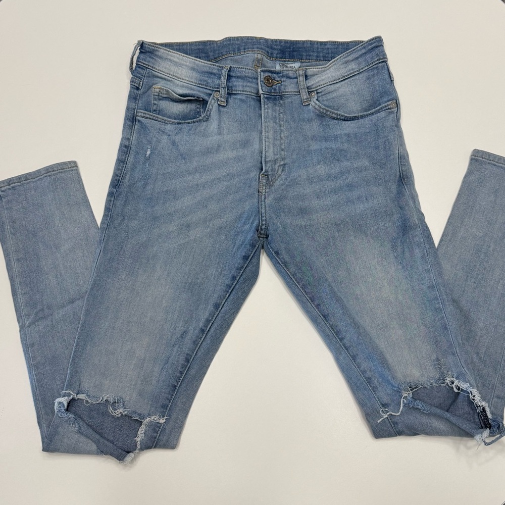 Men’s super skinny distressed jeans